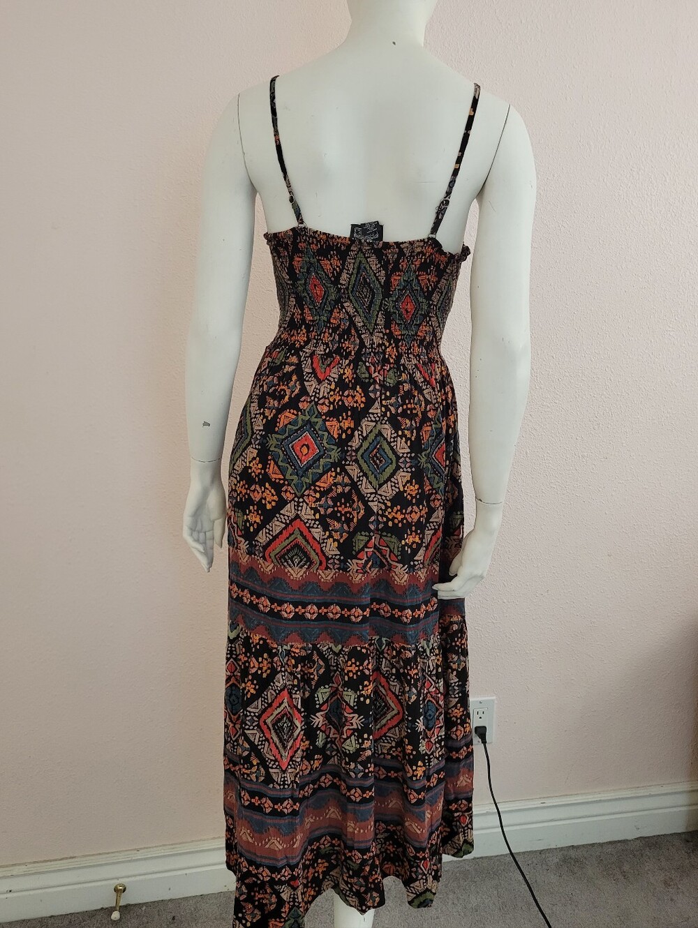 ANGIE Geometric Boho Maxi Dress Size M Cutout Front Smocked Back - Picture 5 of 12
